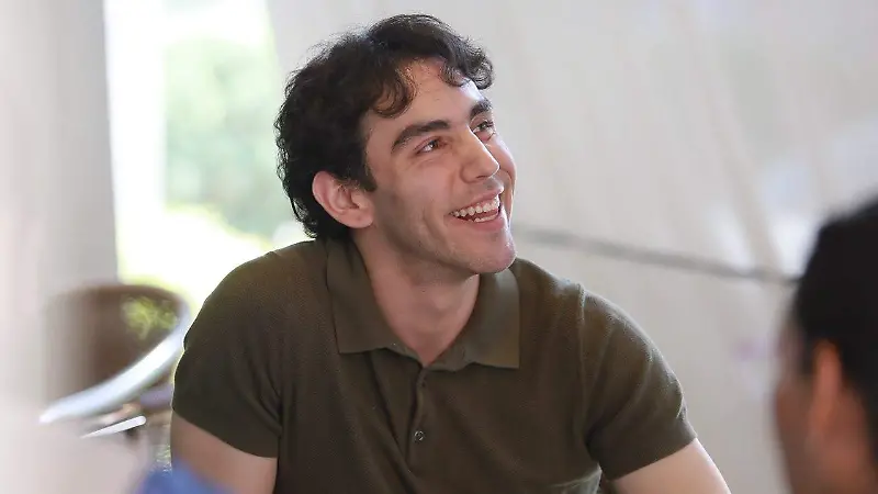 Ángel Alfonso Ramírez Mesa, destacado bailarían duranguense de ballet clásico 